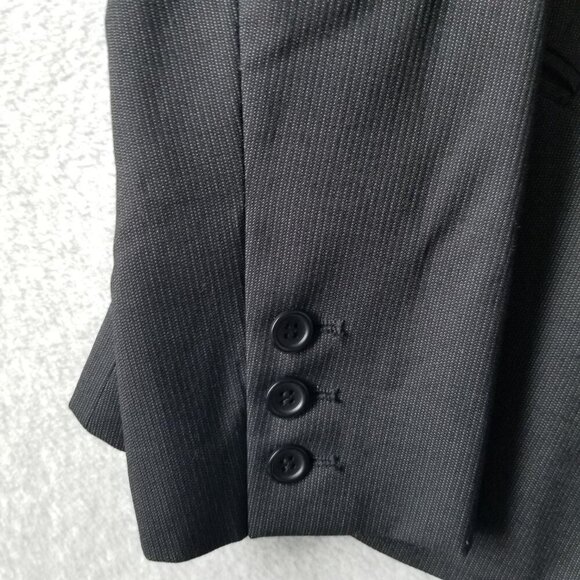 Classic Black Women's Blazer - Picture 5 of 14